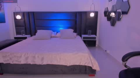 Bianca Pierce online show from 11/06/25, 12:28