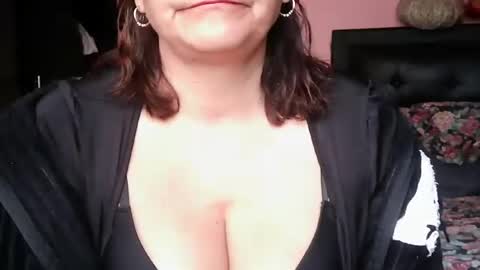 Snapshot of biancasteel chatting on 06/29/26, 05:02 biancasteel online show from 06/29/26, 05:02