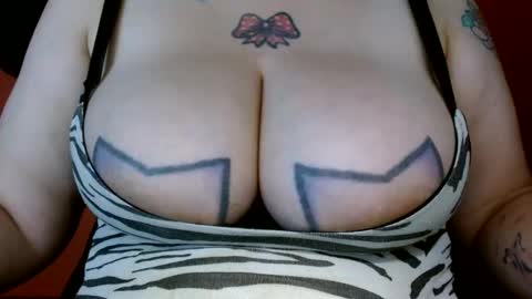 bianca online show from 10/21/25, 01:45