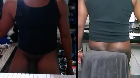 Snapshot of bicepsandfrot chatting on 10/14/25, 11:38 BicepsandFrot online show from 10/14/25, 11:38