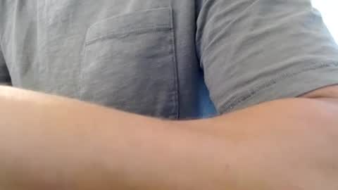 Snapshot of bifitboy chatting on 09/23/25, 03:26 Ryan online show from 09/23/25, 03:26