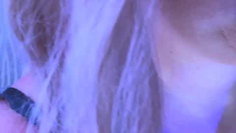 Eva online show from 02/17/25, 06:31