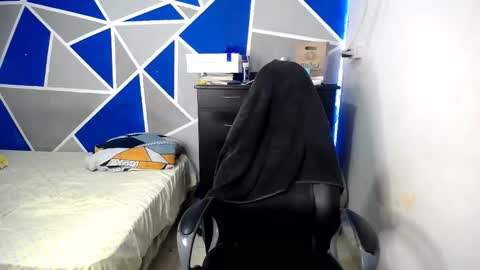 big_black11 online show from 10/06/25, 05:27