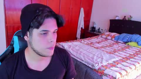 Logan Sprouse online show from 10/01/25, 06:58