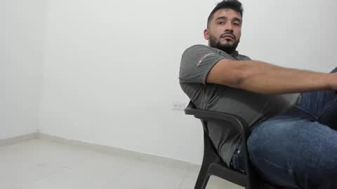 Tommy online show from 09/11/25, 04:01