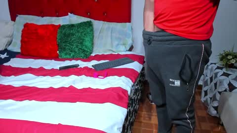 Snapshot of big_dicktop23 chatting on 01/09/25, 03:58 john and cris online show from 01/09/25, 03:58