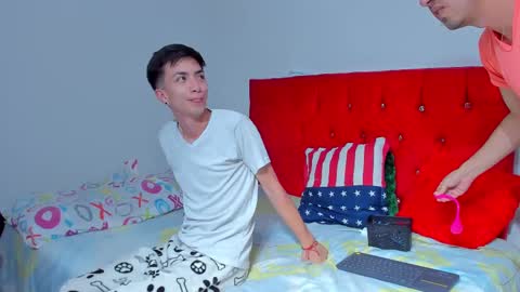 Snapshot of big_dicktop23 chatting on 03/03/25, 03:19 john and cris online show from 03/03/25, 03:19