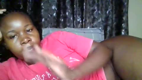 Snapshot of big_diva chatting on 06/01/26, 02:35 big_diva online show from 06/01/26, 02:35