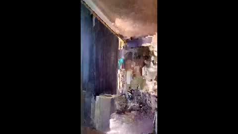 mom online show from 03/10/26, 03:11