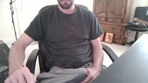 Snapshot of bigandhard6992 chatting on 07/08/26, 06:01 HARDNBIG online show from 07/08/26, 06:01