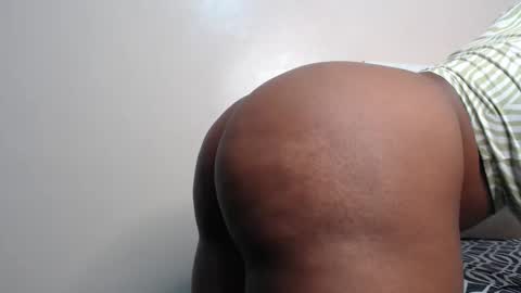 Estrella online show from 04/19/26, 07:51