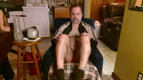 Snapshot of bigassman46 chatting on 02/16/26, 07:37 Straight Dave online show from 02/16/26, 07:37