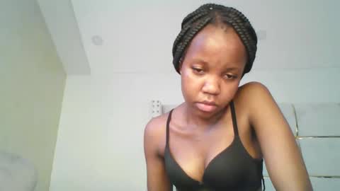 bigbaby004 online show from 09/13/25, 01:33