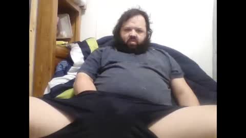 Snapshot of bigbear3287 chatting on 12/20/24, 05:14 Liam online show from 12/20/24, 05:14