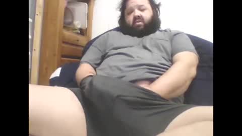 Snapshot of bigbear3287 chatting on 12/31/24, 06:48 Liam online show from 12/31/24, 06:48