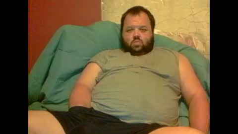 Snapshot of bigbear3287 chatting on 09/25/25, 08:18 Liam online show from 09/25/25, 08:18