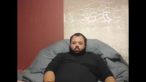 Snapshot of bigbear3287 chatting on 09/30/25, 08:19 Liam online show from 09/30/25, 08:19