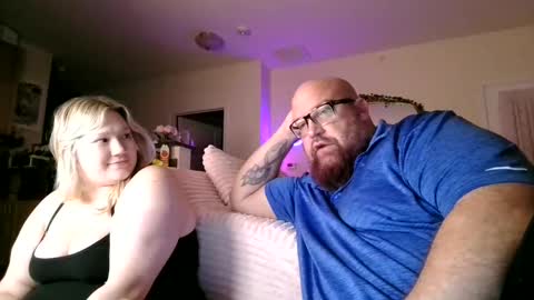 Snapshot of bigbear4cuddles chatting on 05/02/26, 01:43 BigBear4Cuddles online show from 05/02/26, 01:43