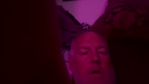 bigbilly8750279483 online show from 10/04/25, 10:02