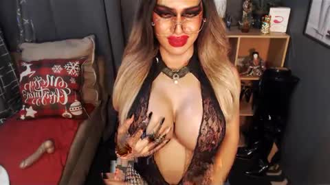 Loraine Cruz online show from 02/21/25, 01:44