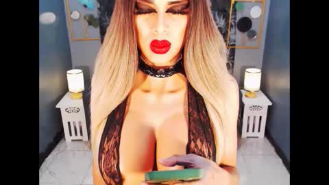 Loraine Cruz online show from 02/11/26, 11:04