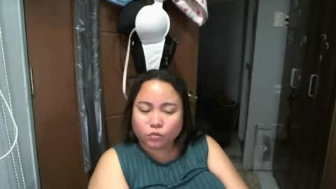 Snapshot of bigboobslyn chatting on 06/12/26, 08:19 bigboobslyn online show from 06/12/26, 08:19