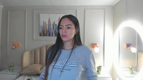   online show from 02/02/25, 10:02