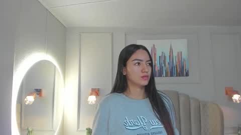   online show from 02/06/25, 10:04