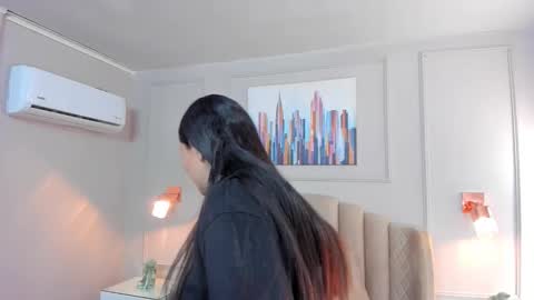   online show from 09/26/25, 10:08