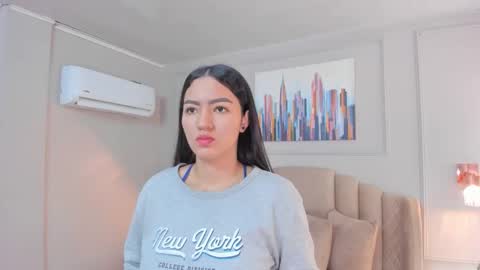   online show from 10/01/25, 10:10