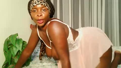 Vee online show from 04/06/26, 04:46