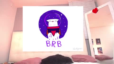 Snapshot of bigbooty_mommy chatting on 12/18/24, 12:54 Mia online show from 12/18/24, 12:54