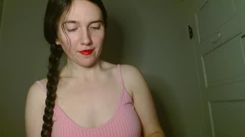 Isabella online show from 02/11/26, 06:51