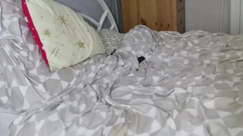 Jinn online show from 03/24/26, 04:34