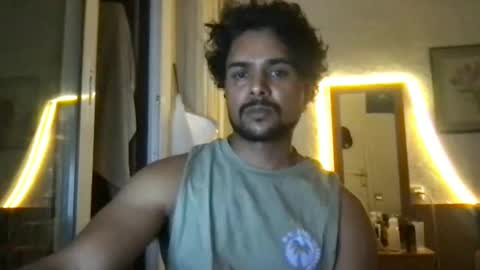 Snapshot of bigbrown_boy chatting on 04/30/26, 08:04 bigbrown_boy online show from 04/30/26, 08:04