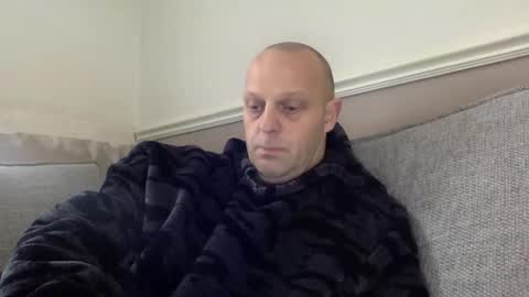 bigbumlover2377 online show from 02/19/25, 10:01