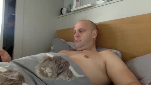 bigbumlover2377 online show from 03/07/25, 09:18