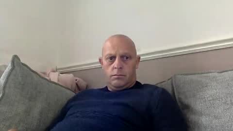 bigbumlover2377 online show from 10/21/25, 11:55