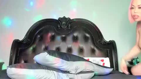 Snapshot of bigbuttsarena chatting on 03/06/25, 07:14 bigbuttsarena online show from 03/06/25, 07:14