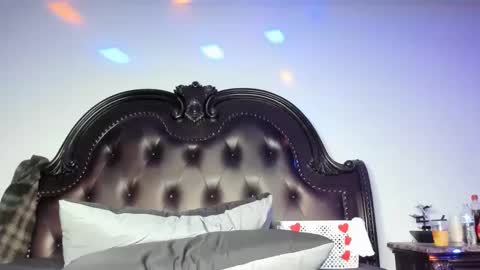 Snapshot of bigbuttsarena chatting on 03/08/25, 08:03 bigbuttsarena online show from 03/08/25, 08:03