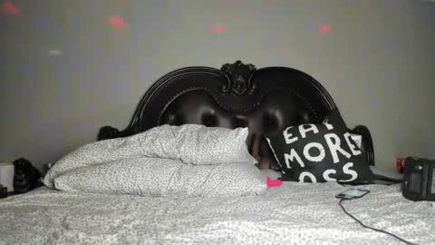 Snapshot of bigbuttsarena chatting on 09/09/25, 05:07 bigbuttsarena online show from 09/09/25, 05:07