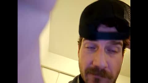 bigcanuck35 online show from 12/23/24, 06:44