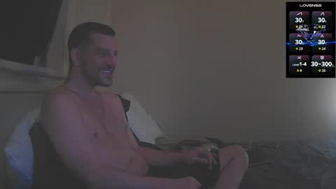 Jon - Im Straight online show from 11/19/25, 02:11