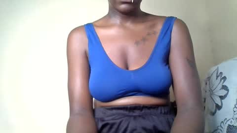 Snapshot of bigclit030 chatting on 07/08/26, 10:42 bigclit030 online show from 07/08/26, 10:42