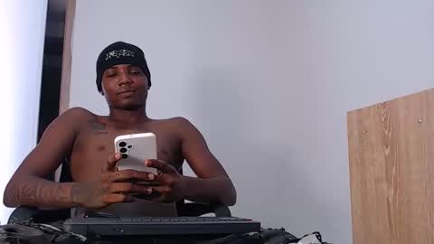 bigcock23cmt online show from 03/28/26, 04:50