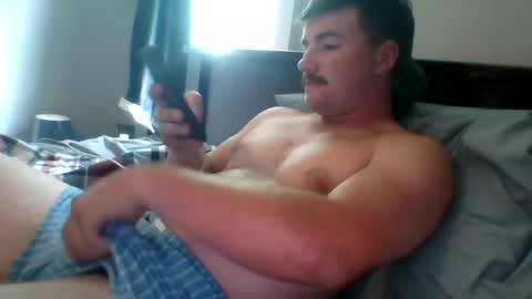 bigcock627447 online show from 08/03/26, 07:50