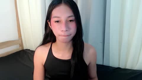 Snapshot of bigcock_luna chatting on 04/27/26, 02:48 Joyce online show from 04/27/26, 02:48