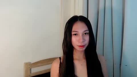 Snapshot of bigcock_luna chatting on 05/17/26, 01:40 Joyce online show from 05/17/26, 01:40