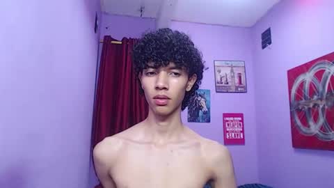 Snapshot of bigcock_sexys chatting on 02/24/26, 05:38 bigcock_sexys online show from 02/24/26, 05:38