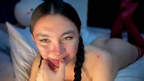 Snapshot of bigcock_yeng chatting on 02/19/26, 06:15 Yeng online show from 02/19/26, 06:15